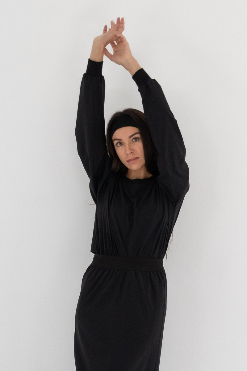 The Banded Long Sleeve Crop